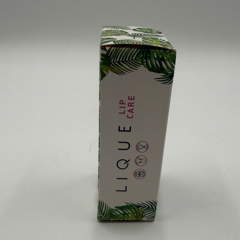 Lique Lip Balm and Scrub Set - Picture 3 of 3
